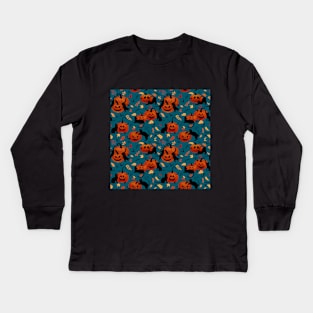 Spooky cats & pumpkins Kids Long Sleeve T-Shirt